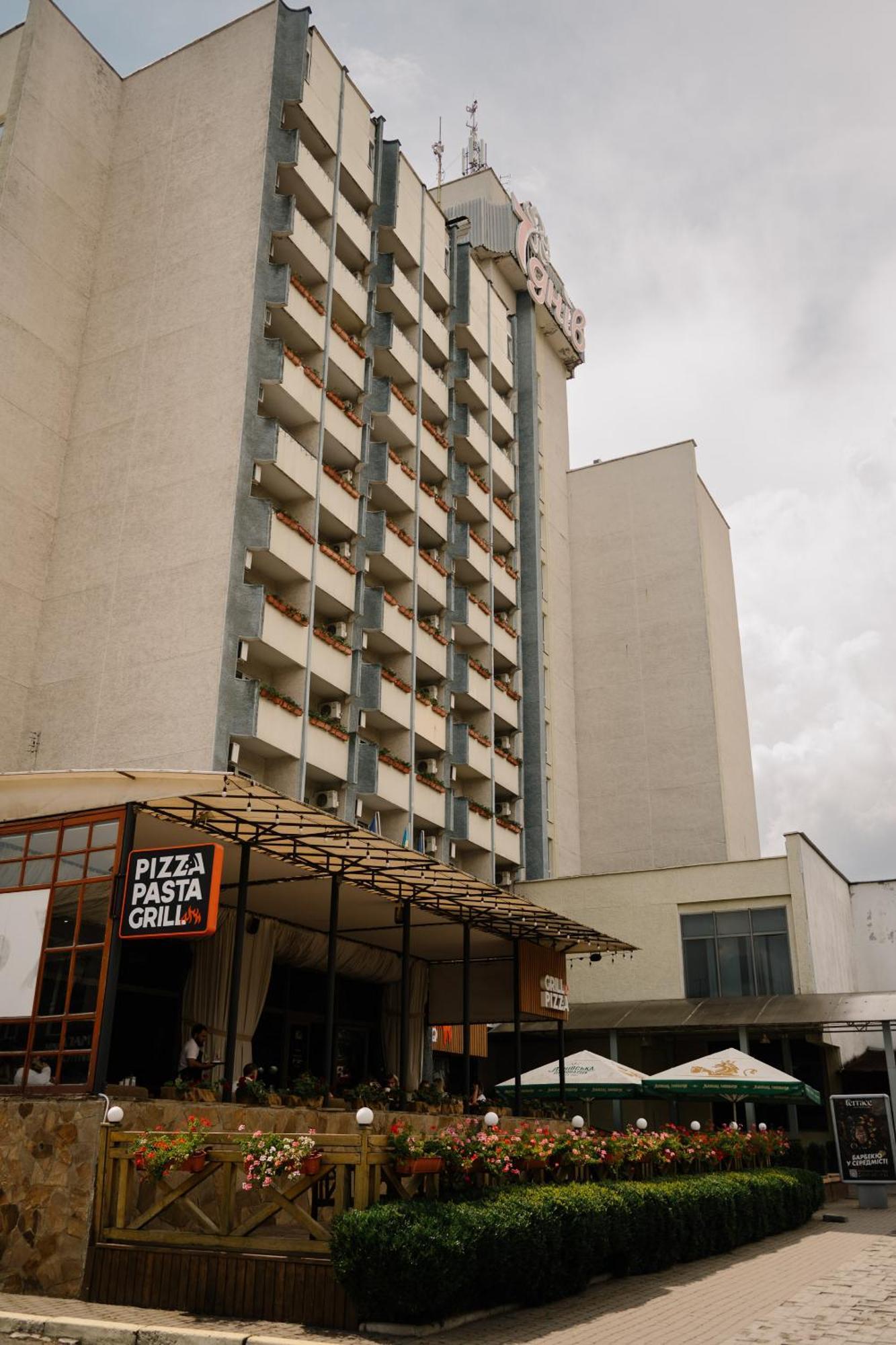 7 Days Hotel Kamyanets-Podilskyi Exteriér fotografie